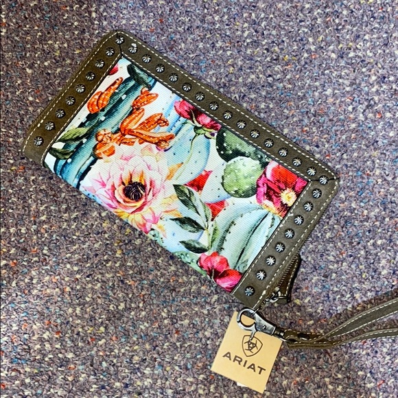 Ariat Cactus Floral Wristlet Wallet Clutch Studs - Picture 3 of 4